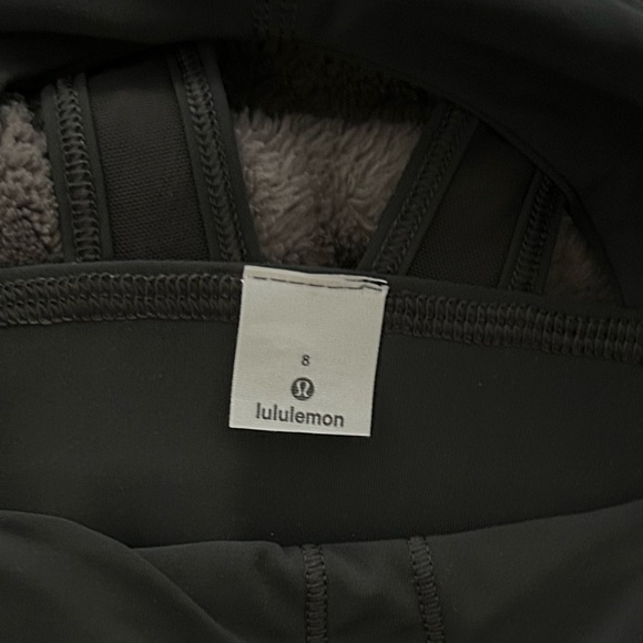 Charcoal grey lululemon sports bra size 8 - Picture 3 of 3